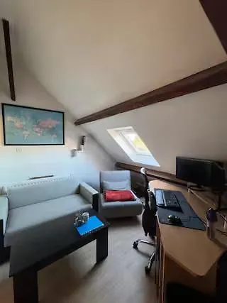 Pensión Nid Du Beffroi Gare, Ferry & Shuttle Calais